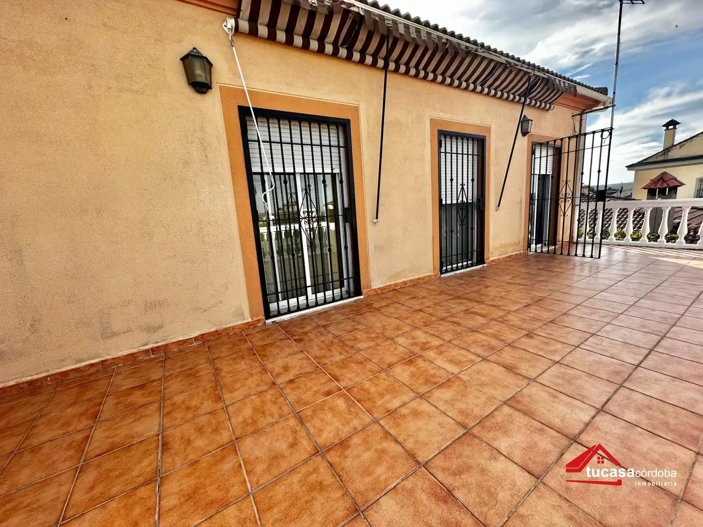 Terrassa de Casa o xalet en venda en Córdoba amb Aire condicionat, Jardí privat i Piscina