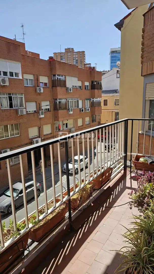 Balcony of Flat for sale in Madrid  with Heating, Parquet flooring and Terrace