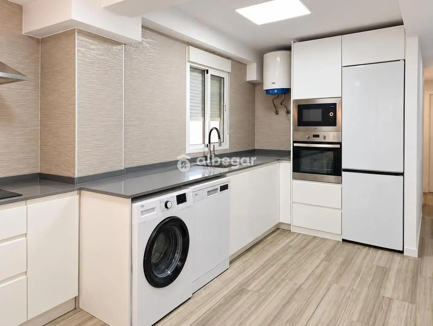 Küche von Wohnung zum Verkauf in Valencia mit Terrasse und Balkon