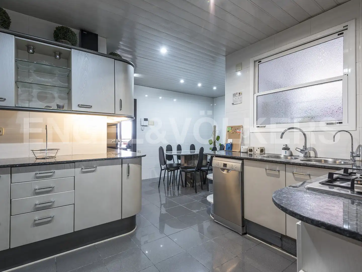 Kitchen of Flat for rent in Barcelona  with Air Conditioner, Heating and Parquet flooring