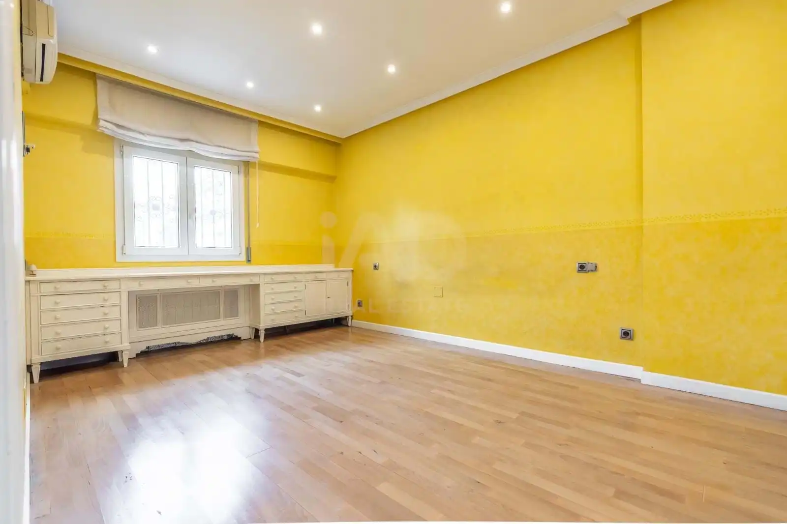 Bedroom of Houses for rent in Madrid