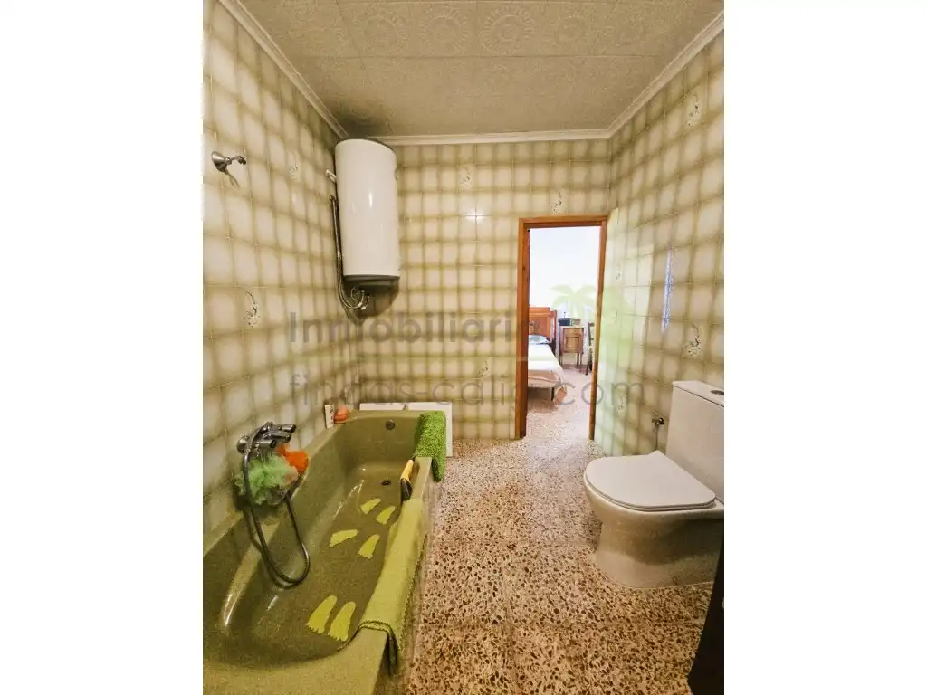Bany de Casa o xalet en venda en Cervera del Maestre amb Terrassa i Balcó