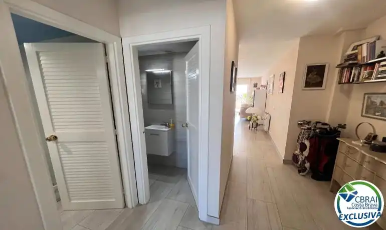 Apartament en venda en Empuriabrava amb Aire condicionat, Calefacció i Moblat