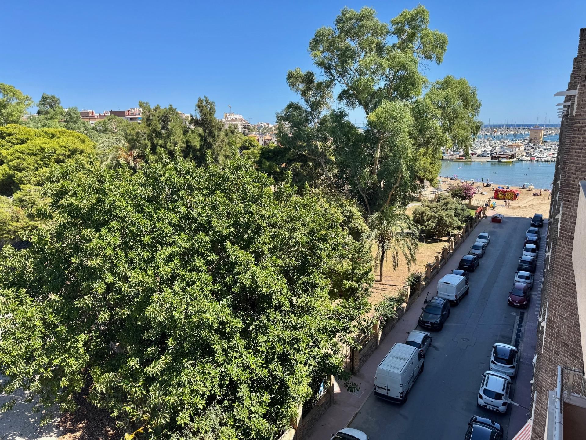 Exterior view of Flat for sale in Torrevieja  with Air Conditioner and Balcony