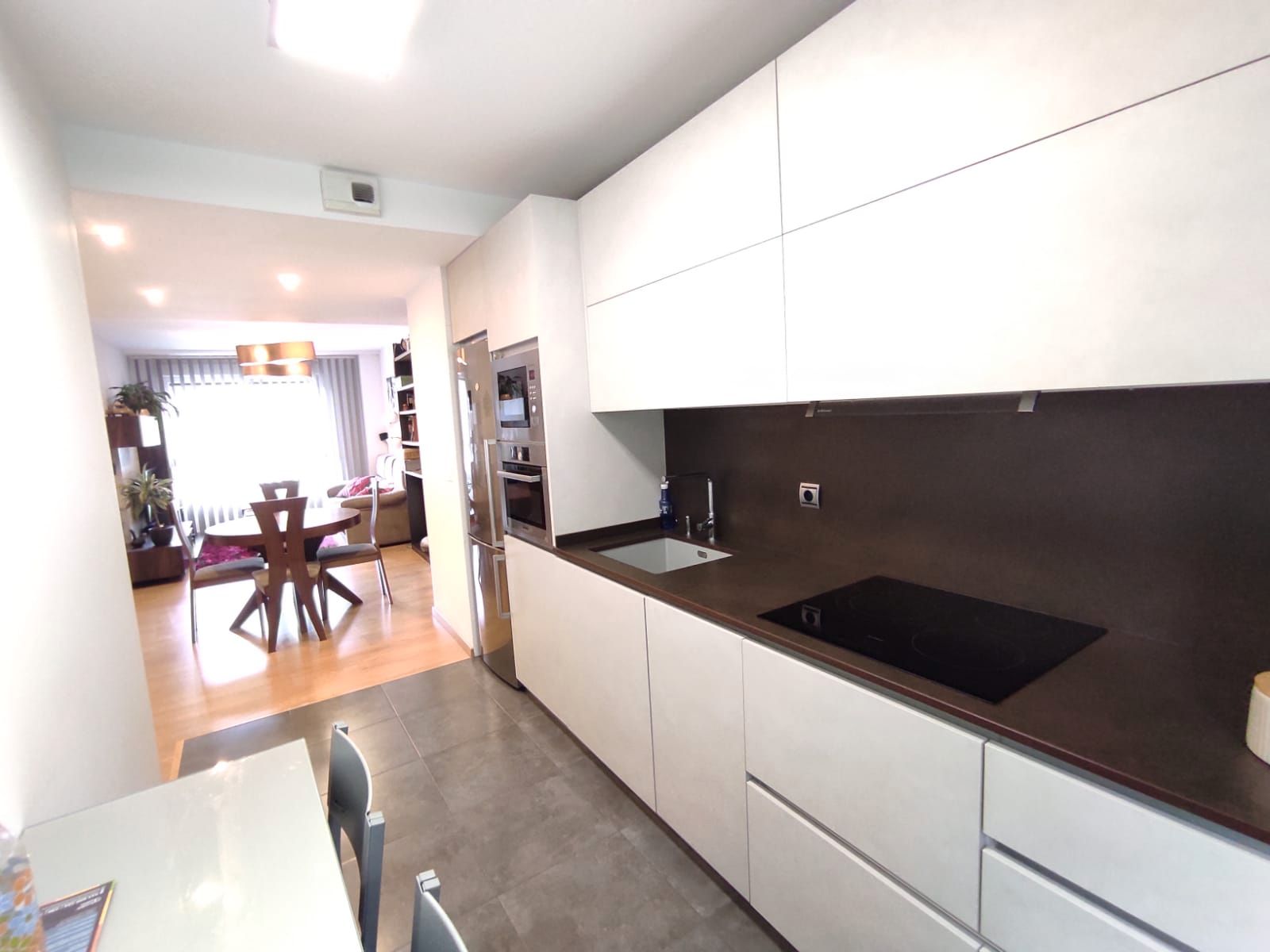 Pis en venda a Iparragirre Kalea