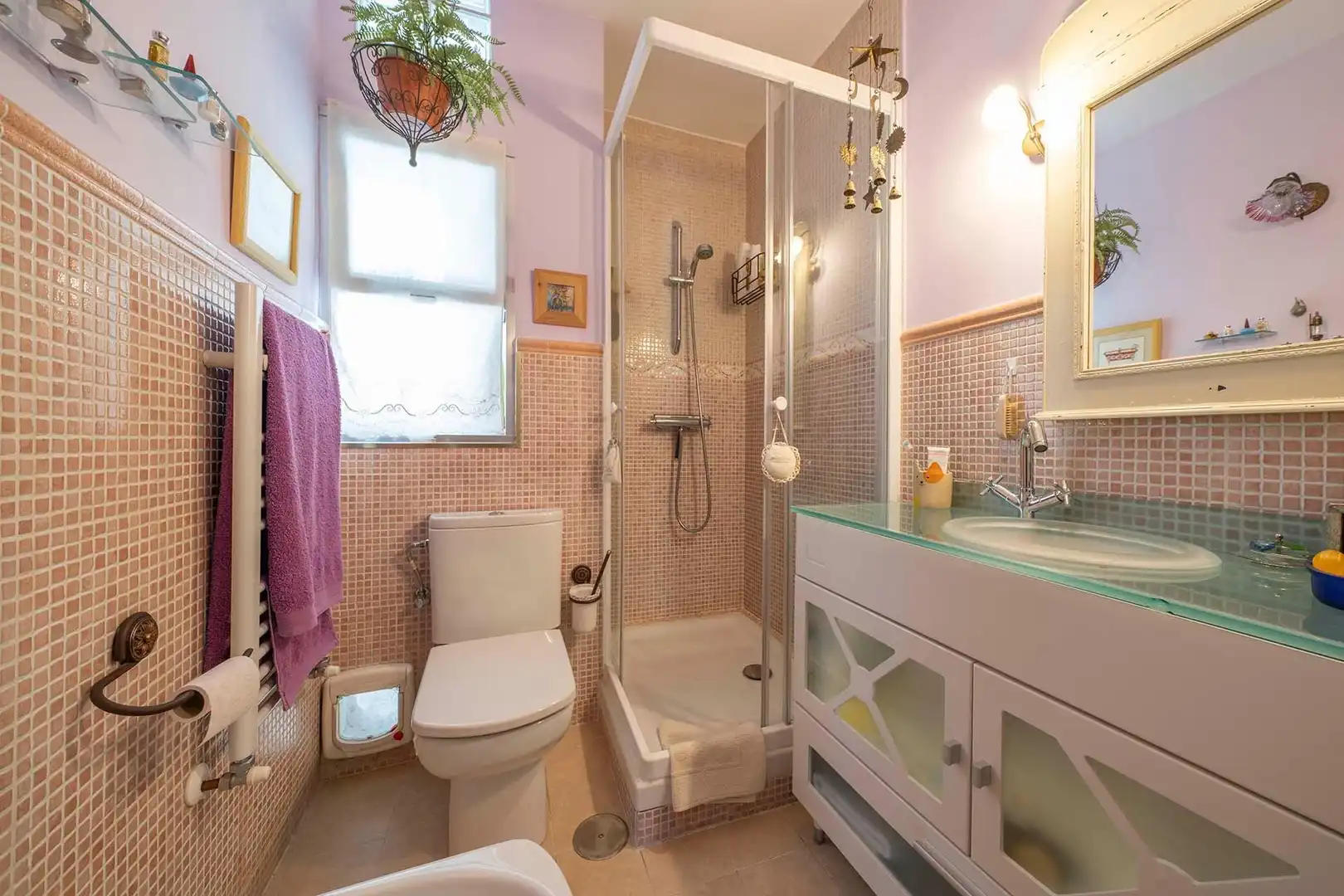 Baño de Piso en venta en Madrid con Calefacción, Parquet y Trastero