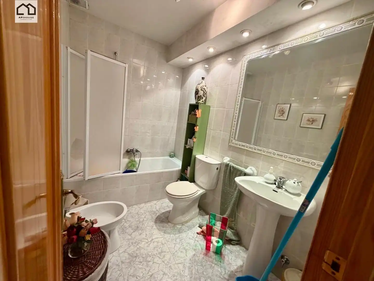 Bathroom of Houses for sale in Numancia de la Sagra  with Air Conditioner, Heating and Terrace