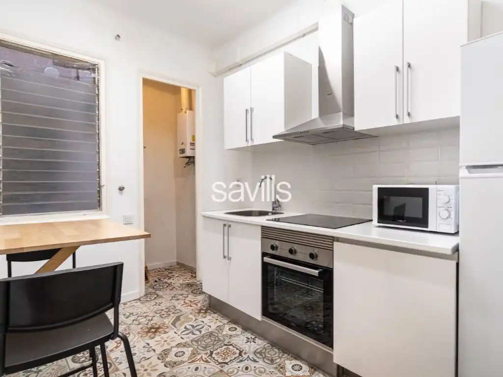Küche von Wohnungen zum Verkauf in Barcelona mit Möbliert und Balkon