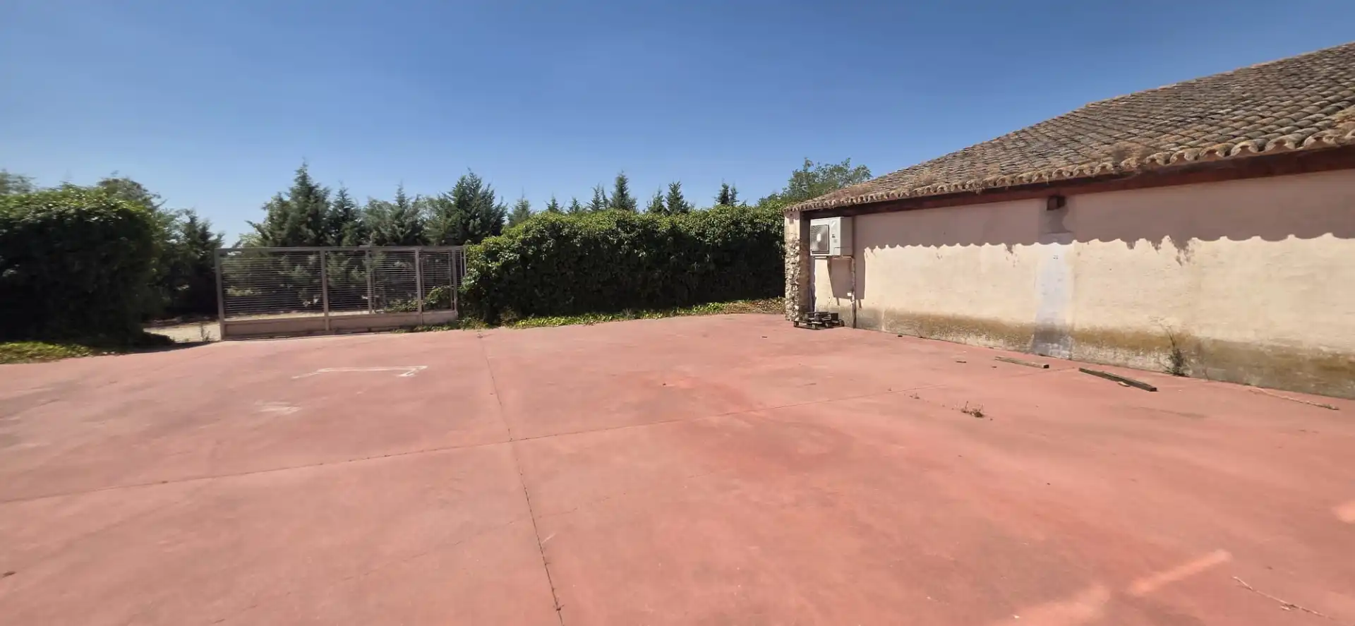 Nau industrial de lloguer a Camino del Cementerio, Nuevo Baztán - pueblo