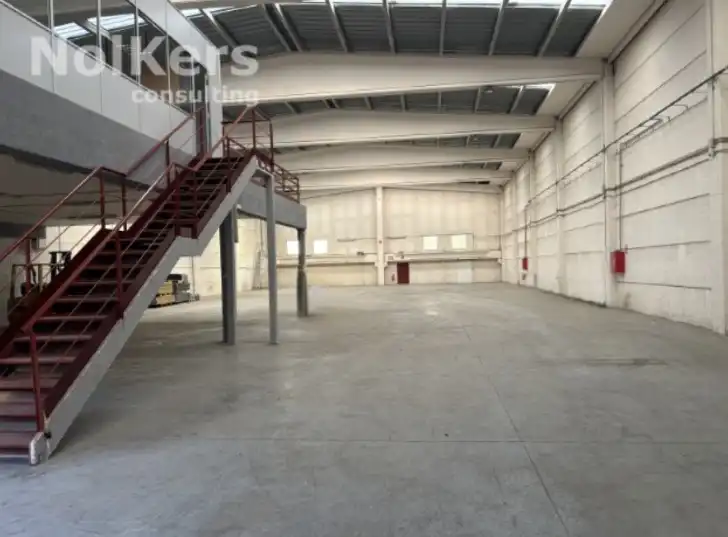 Fabrikhallen zur Miete in Montcada i Reixac mit Heizung