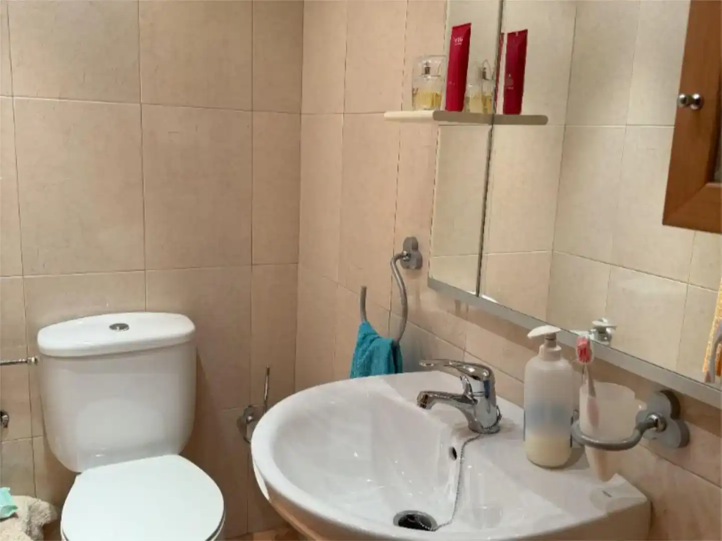 Baño de Piso en venta en Cacabelos con Parquet, Trastero y Amueblado