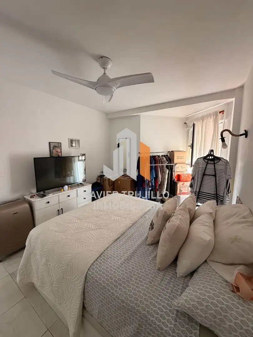 Habitación de Apartamento en venta en Vélez-Málaga con Piscina