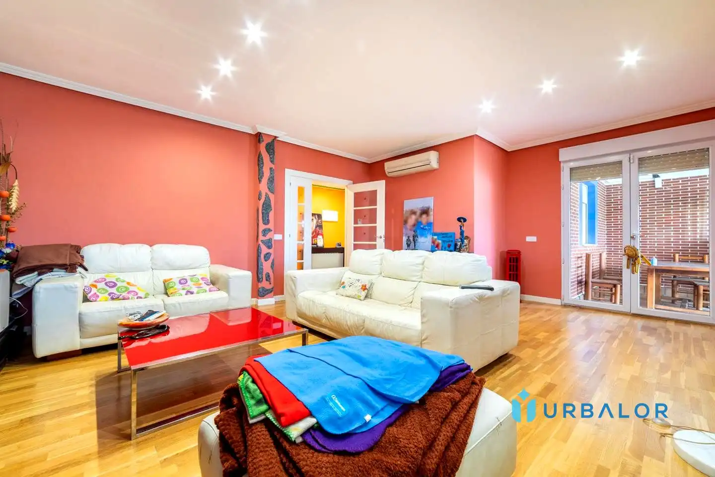 Wohnzimmer von Haus oder Chalet zum Verkauf in Illescas mit Klimaanlage, Heizung und Privatgarten
