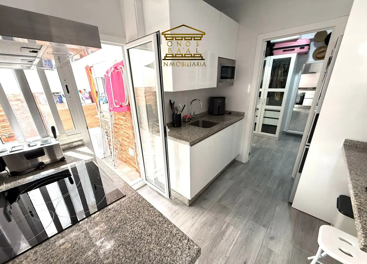 Kitchen of Flat for sale in Huelva  with Air Conditioner and Furnished