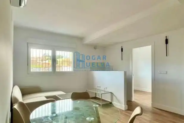 Comedor de Planta baja en venta en Huelva con Aire acondicionado
