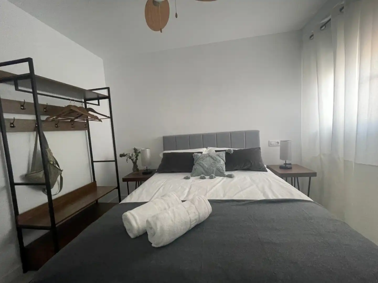 Bedroom of Flat for rent in El Puerto de Santa María