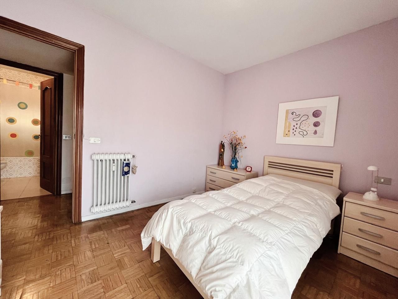 Bedroom of Flat for sale in  Madrid Capital  with Air Conditioner, Heating and Terrace