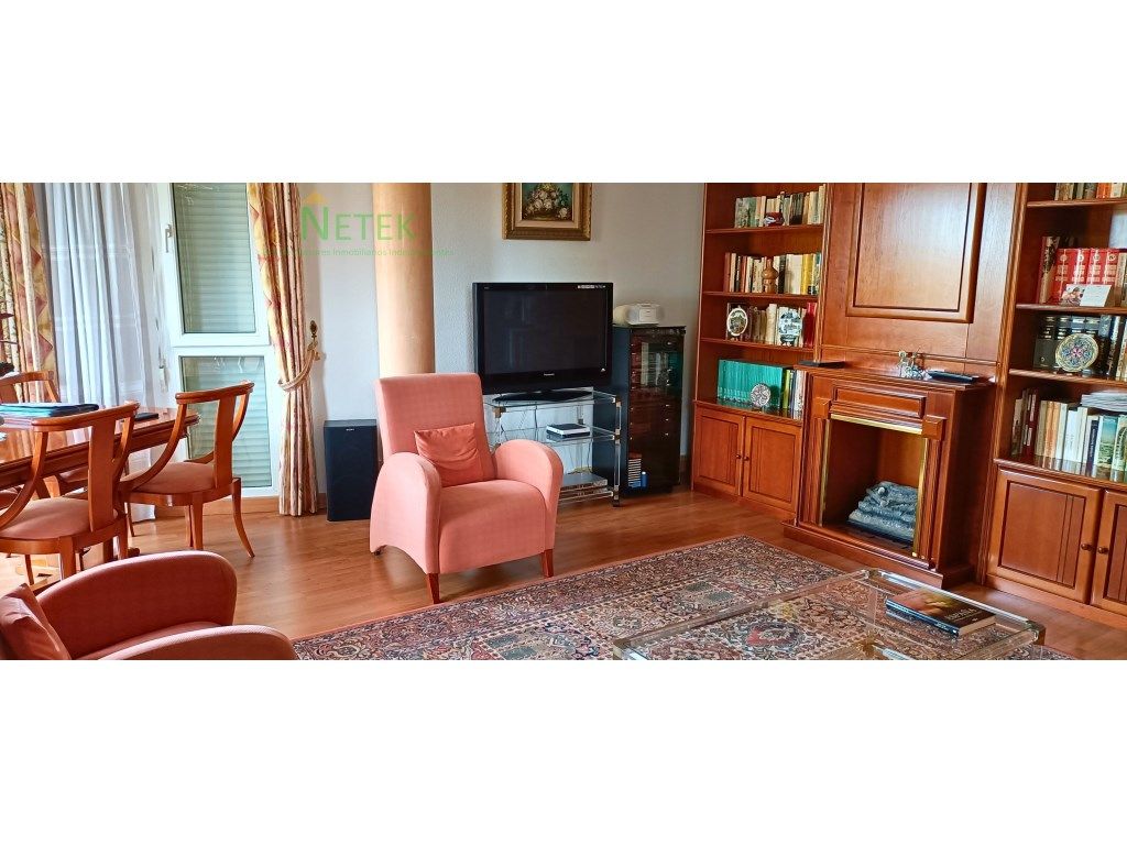 Pis en venda a Avenida Don Juan De Borbon, La Flota