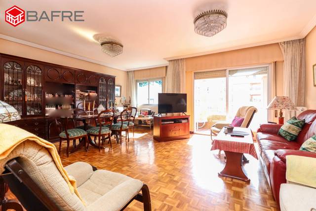 Piso en Venta en Calle de la Poeta Ángela Figuera en Vallehermoso