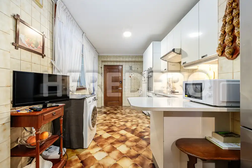 Kitchen of Flat for sale in Vigo   with Heating, Storage room and Balcony