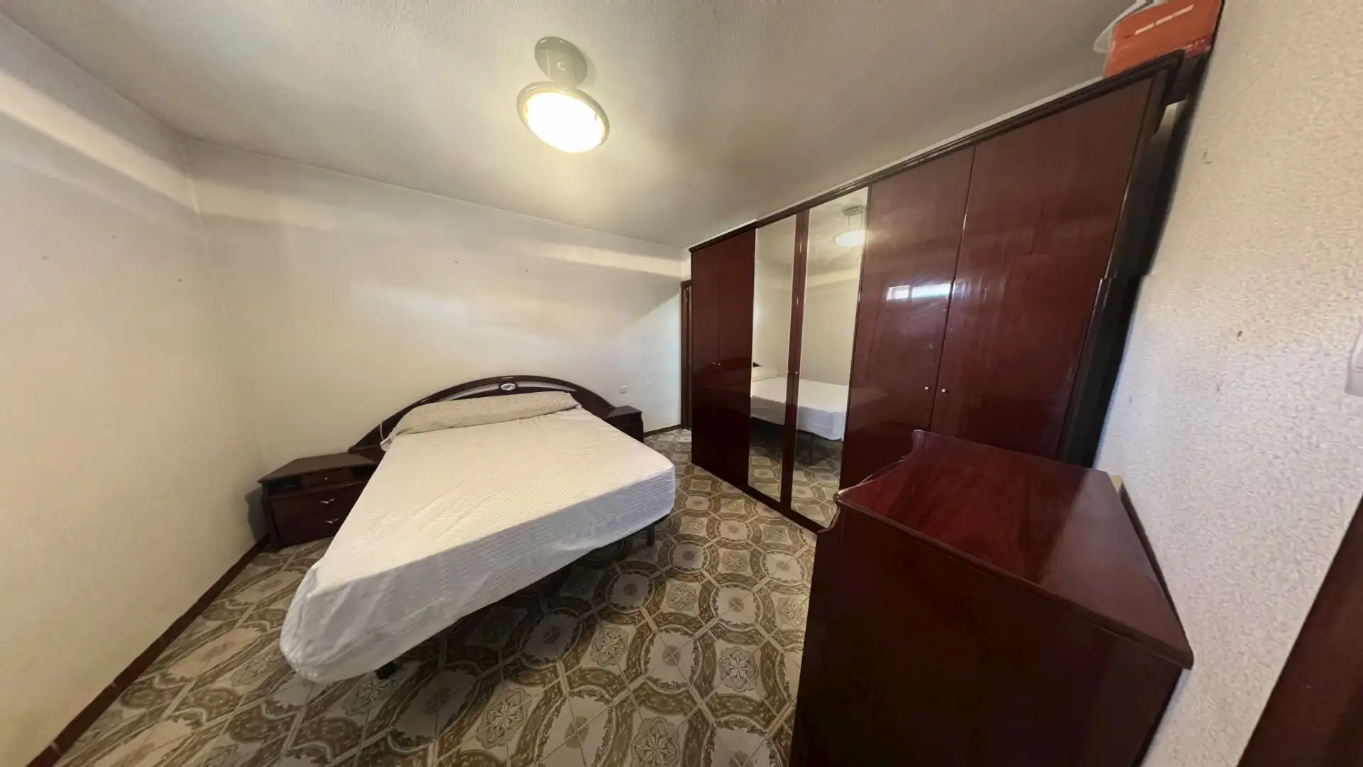 Schlafzimmer von Wohnung zum Verkauf in Alicante / Alacant mit Klimaanlage, Heizung und Möbliert