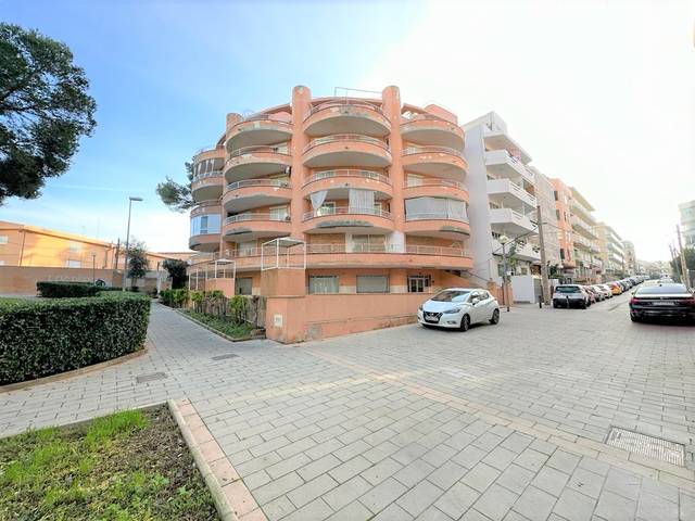 Local comercial en Venta en S'Arenal