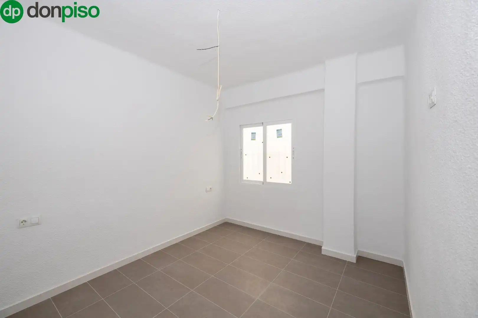 Bedroom of Flat for sale in Granada  with Terrace and Balcony