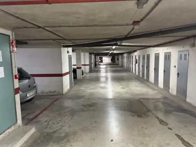 Individual con ascensor en venta en Calle Aragon, imagen 3