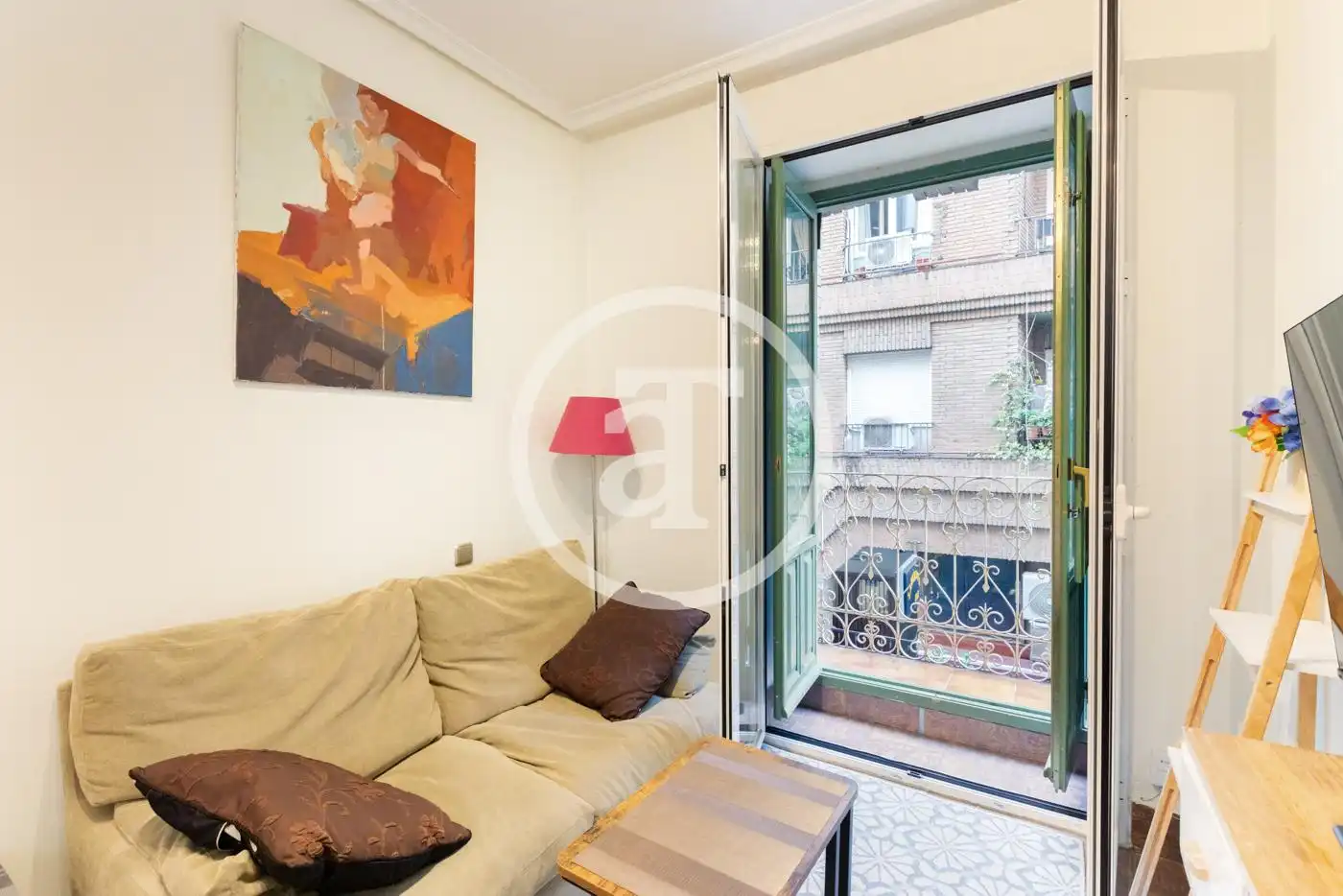 Estudio de alquiler en Calle de Velarde, 18, Universidad - Malasaña