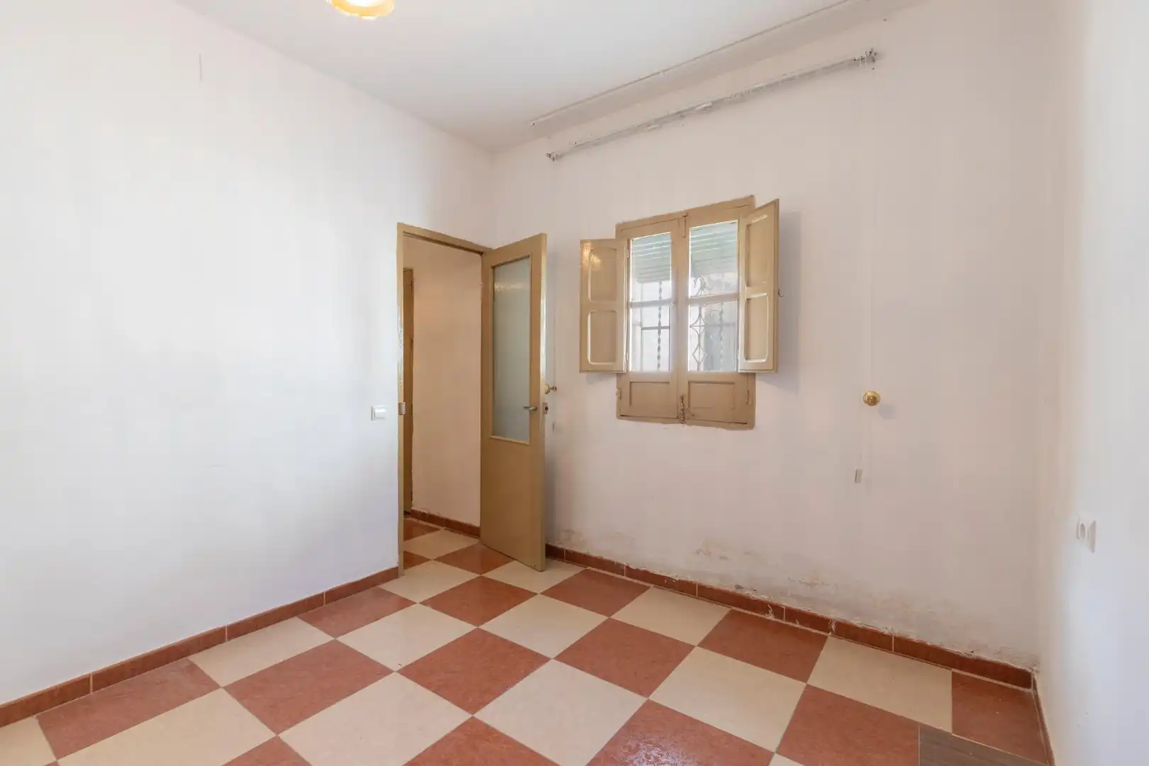 Planta baja en venta en Moclín con Terraza, Amueblado y Balcón