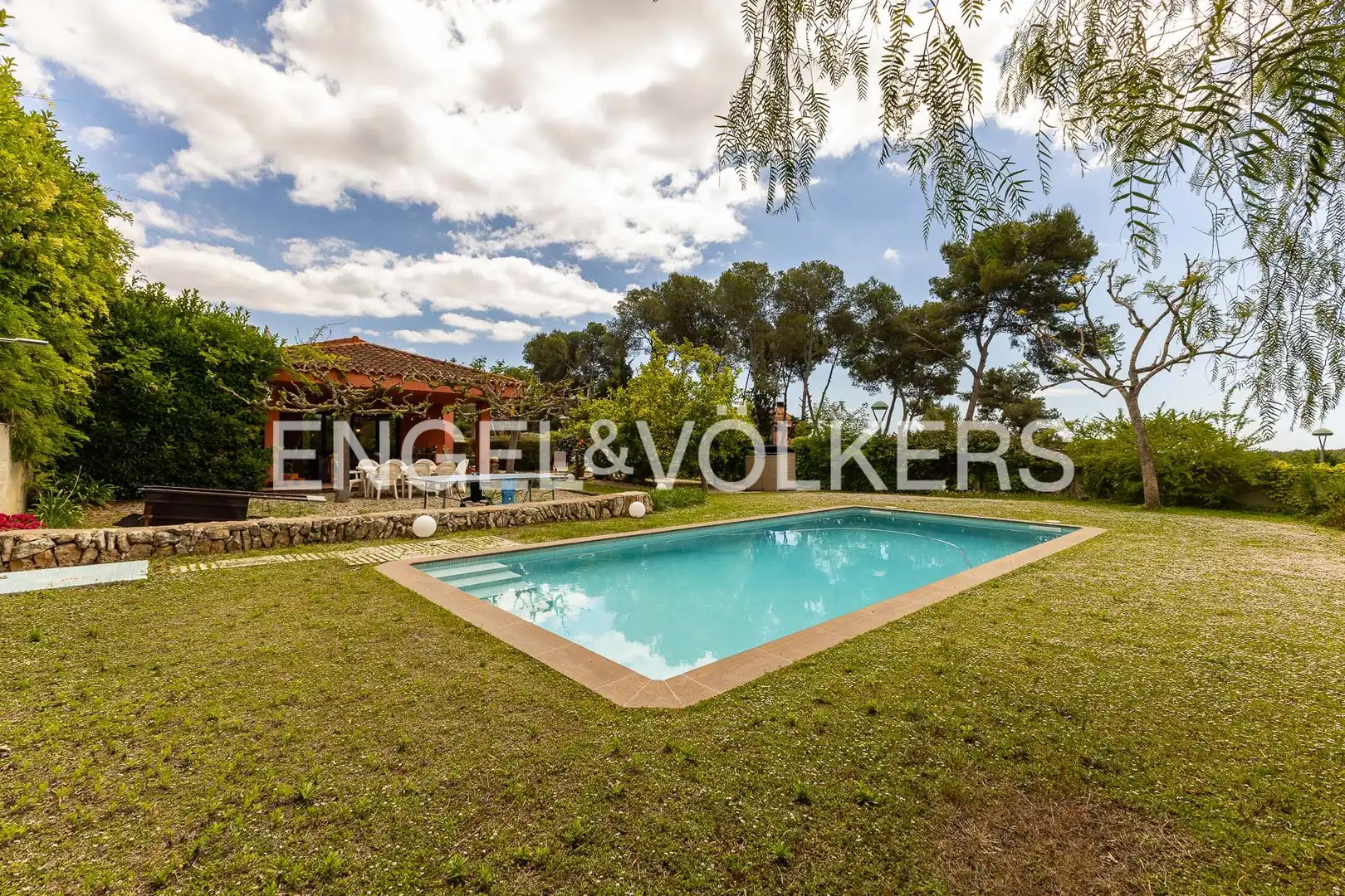 Piscina de Casa o chalet en venta en Tarragona con Aire acondicionado, Calefacción y Jardín privado