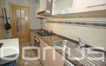 Cuina de Pis en venda en Sant Boi de Llobregat amb Aire condicionat, Calefacció i Parquet