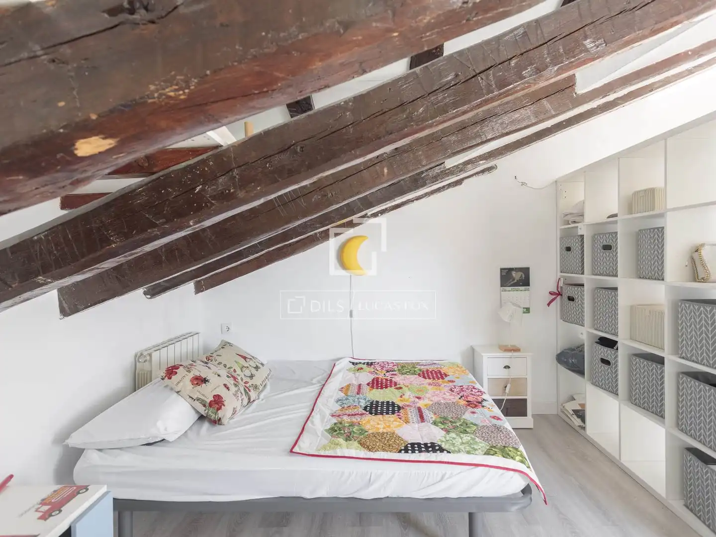 Schlafzimmer von Dachboden zur Miete in Villar y Velasco mit Klimaanlage und Möbliert
