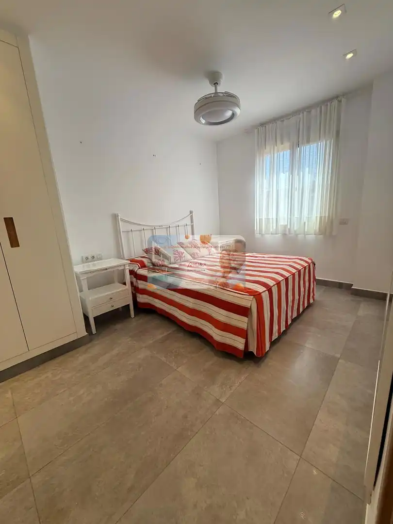 Habitación de Piso de alquiler en Benicasim / Benicàssim con Aire acondicionado, Calefacción y Terraza