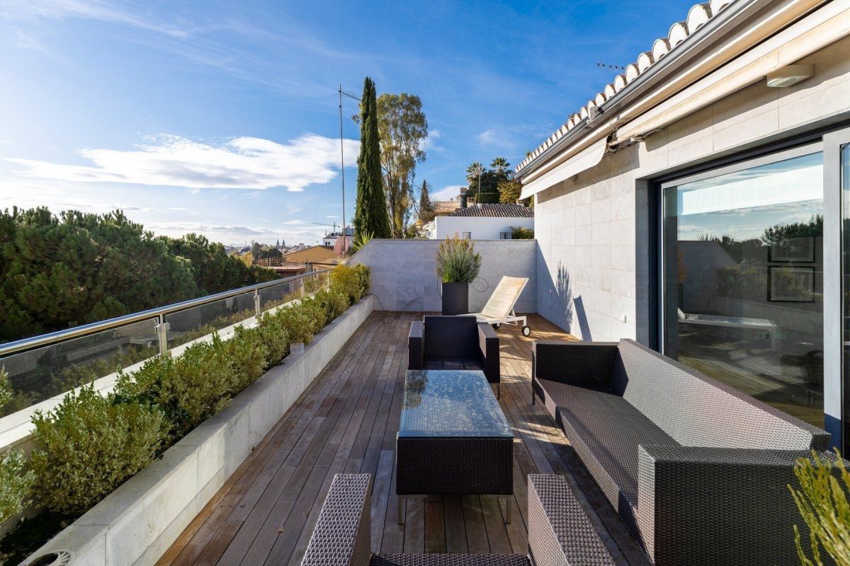 Terrassa de Casa o xalet en venda en  Granada Capital amb Aire condicionat, Calefacció i Terrassa