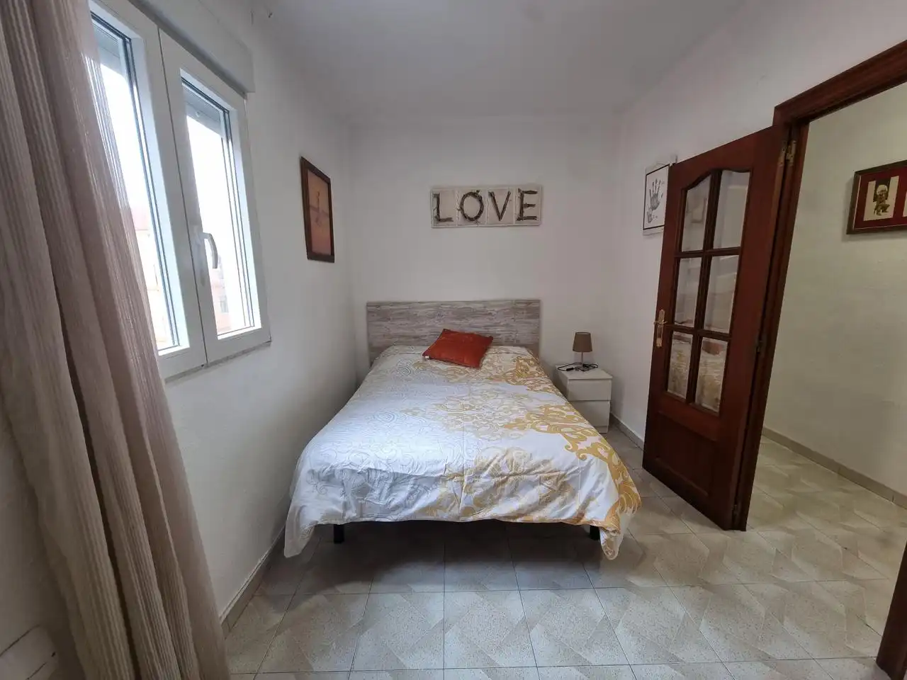 Flat for rent in Del Periodista Gil Sumbiela, Barrio de Benicalap