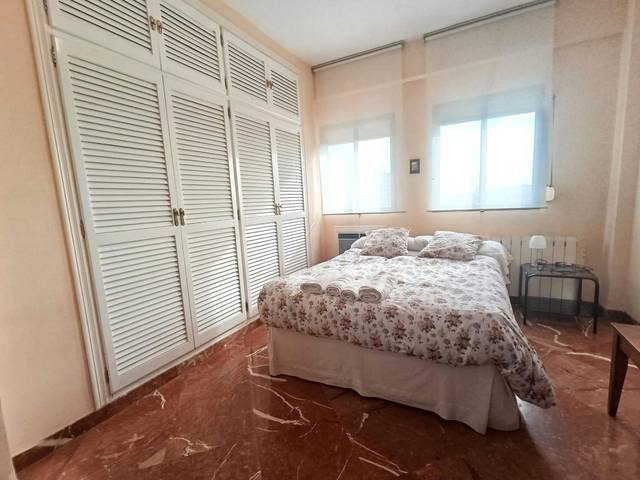 Piso en Alquiler en N/A en Doctor Barraquer - G. Renfe - Policlínico