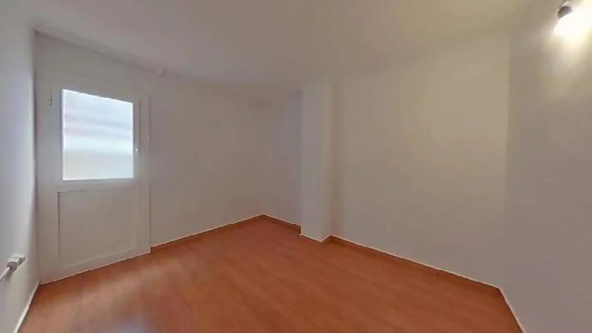 Dormitori de Apartament en venda en Terrassa