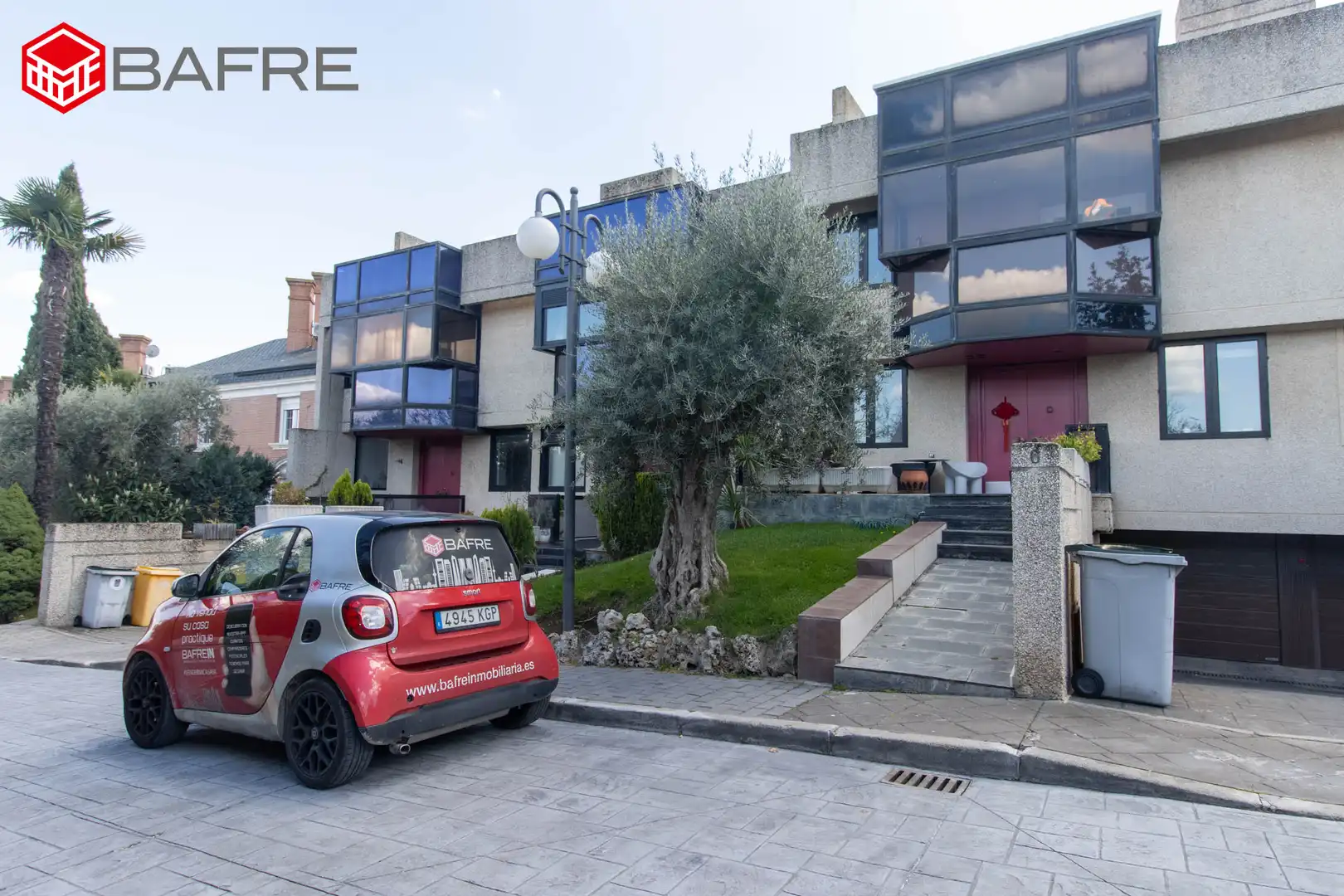 Vista exterior de Casa o xalet en venda en Boadilla del Monte amb Aire condicionat, Jardí privat i Terrassa