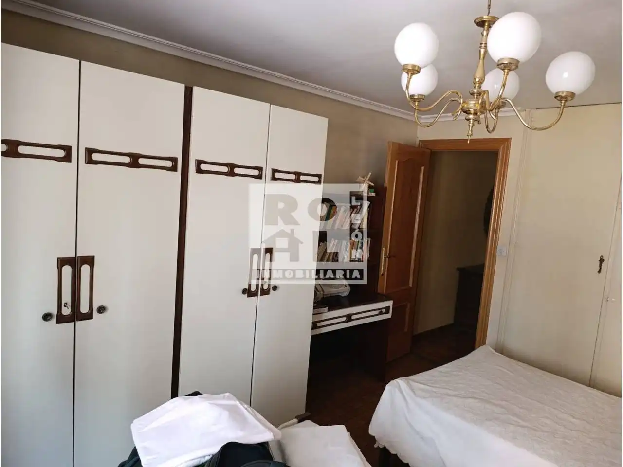 Habitación de Piso en venta en León Capital  con Calefacción y Terraza