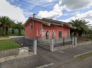 Casa en venda a Leceñes