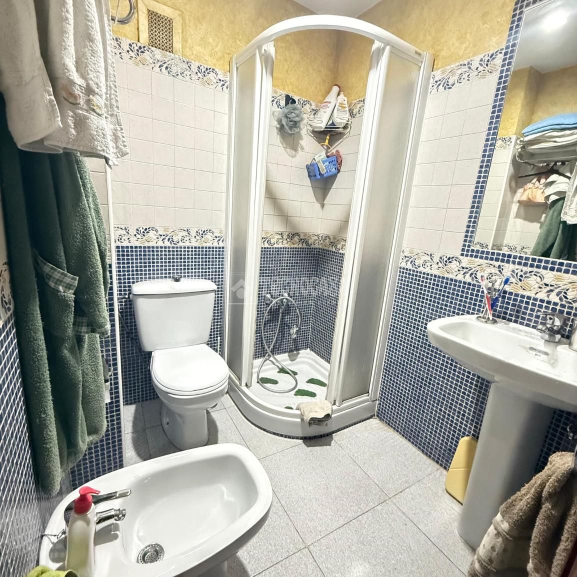 Bany de Pis en venda en  Sevilla Capital