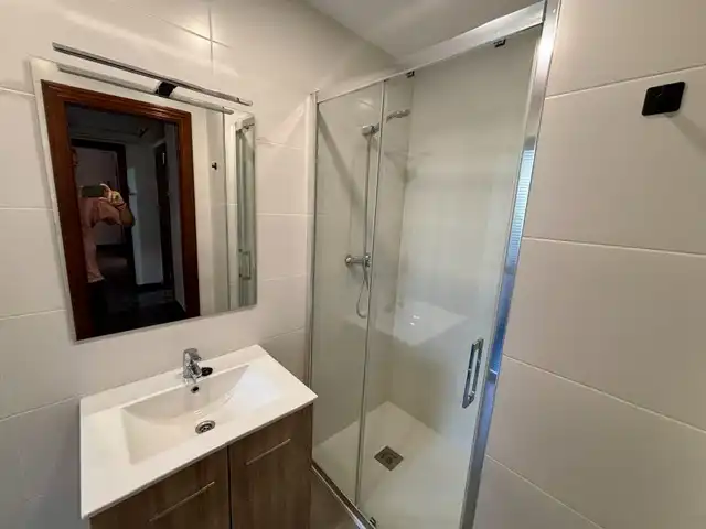 Bathroom of Flat for rent in L'Hospitalet de Llobregat  with Air Conditioner, Heating and Balcony