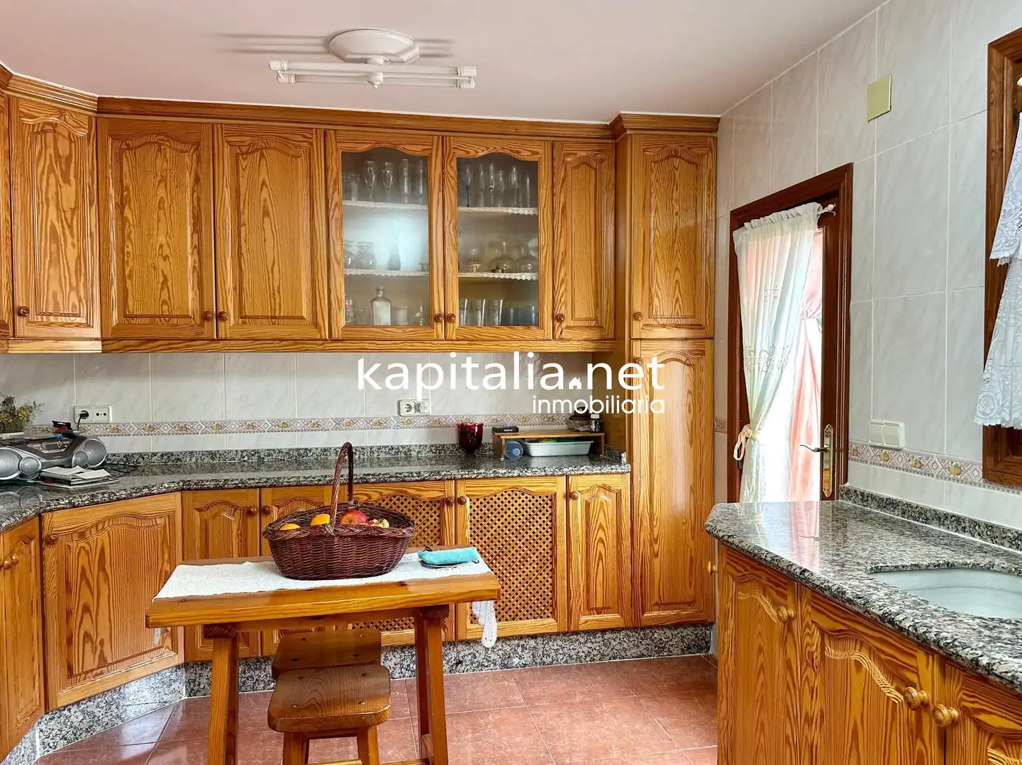 Kitchen of Houses for sale in Alcoy / Alcoi  with Air Conditioner, Private garden and Terrace