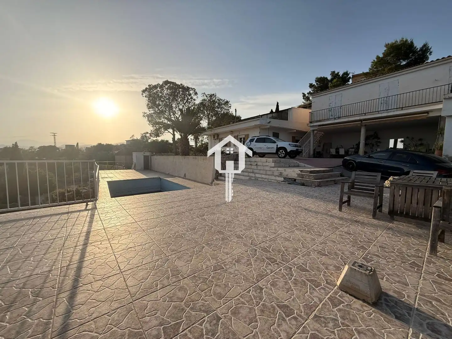 Exterior view of Houses for sale in San Vicente del Raspeig / Sant Vicent del Raspeig  with Air Conditioner, Private garden and Terrace