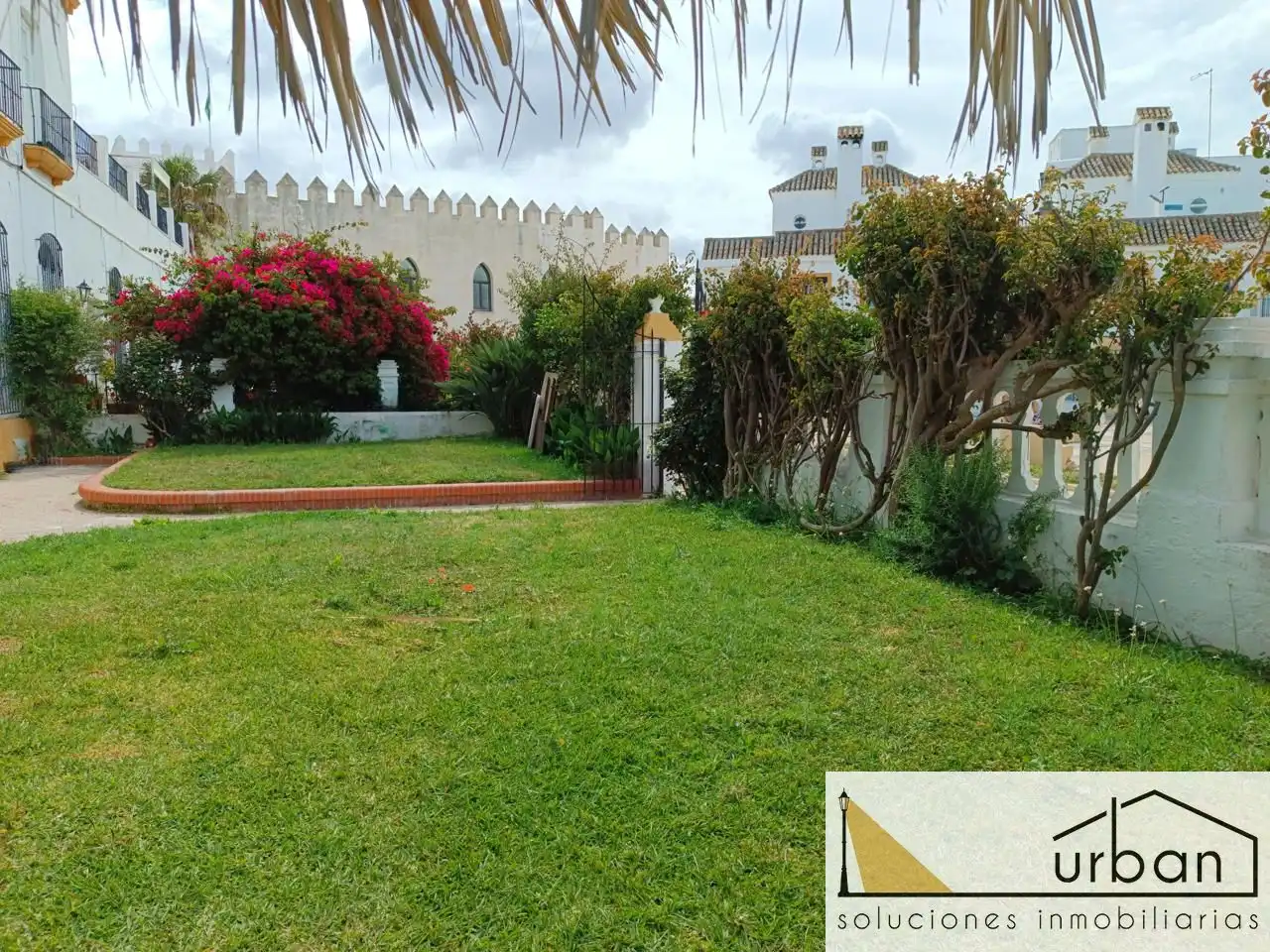 Duplexes for sale in Del Castillo, Playa Cruz del Mar