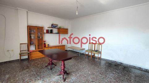 Foto 3 de Piso en venta en Valdepeñas, Ciudad Real
