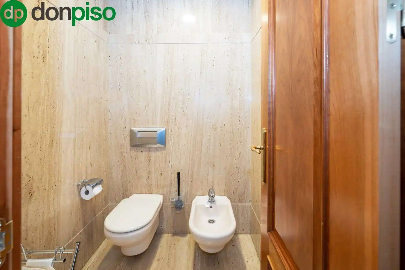 Bathroom of Houses for sale in Granada  with Air Conditioner, Heating and Terrace