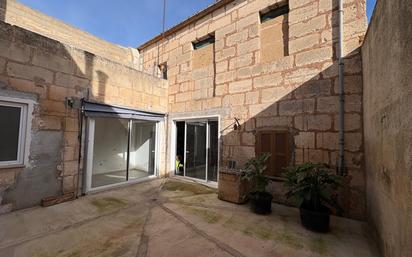 Exterior view of Single-family semi-detached for sale in Manacor  with Terrace