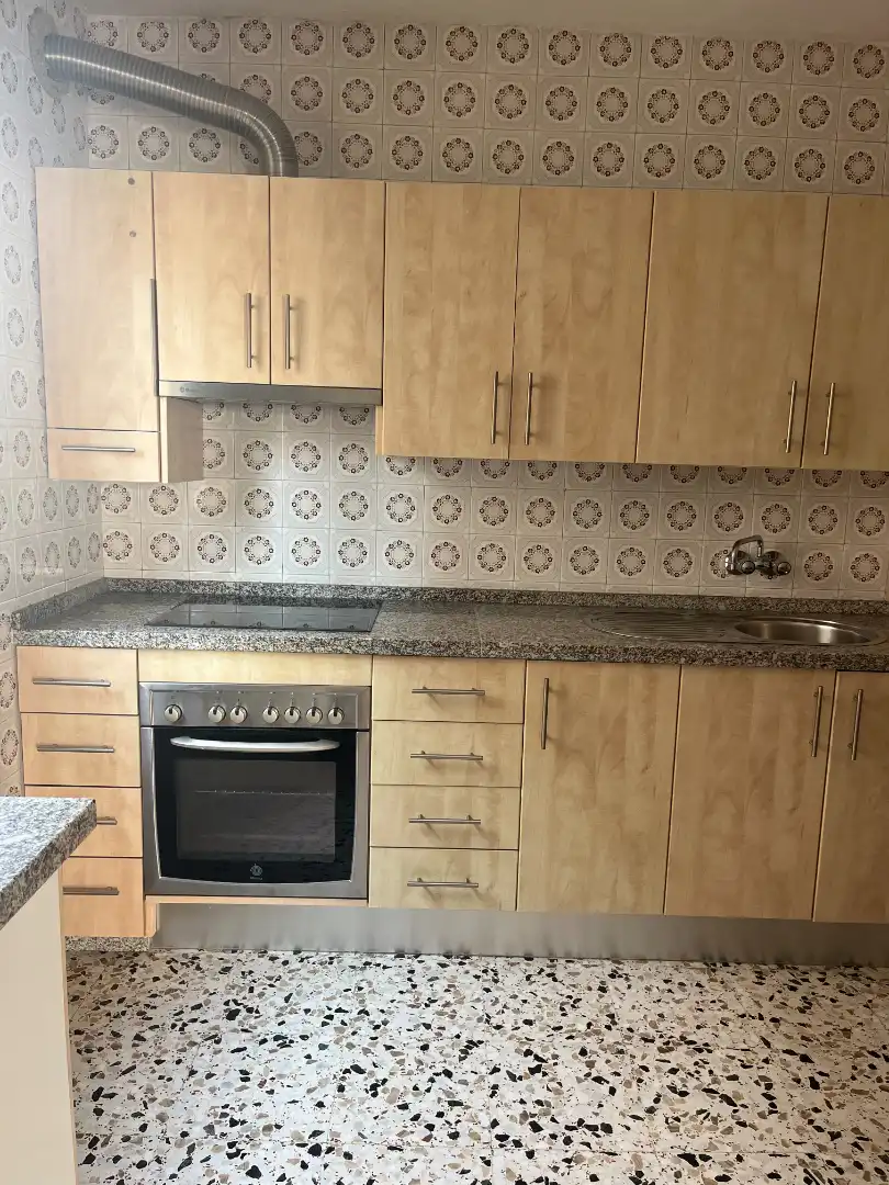 Cuina de Pis de lloguer en Málaga amb Aire condicionat, Calefacció i Terrassa